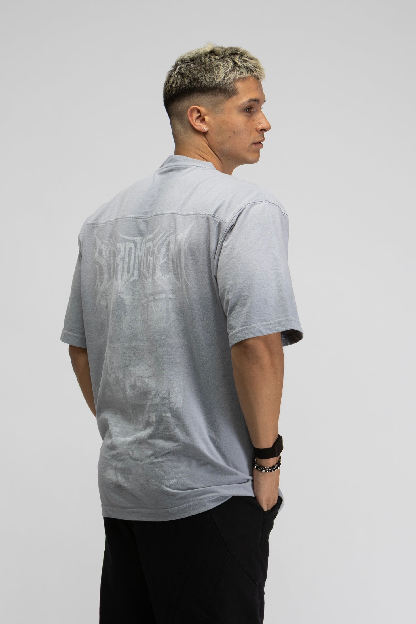 layer oversize grey