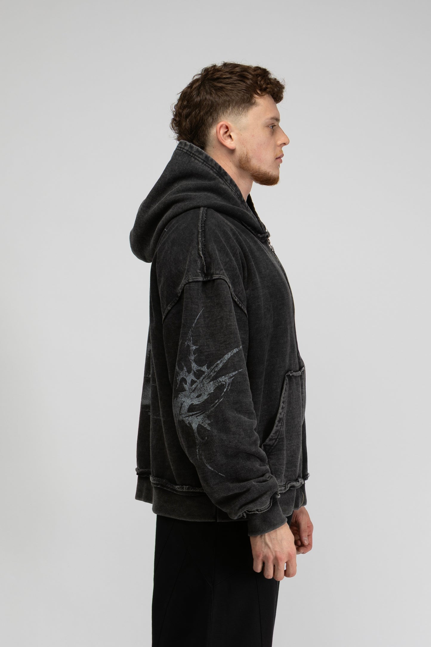 Transcend zip up hoodie black