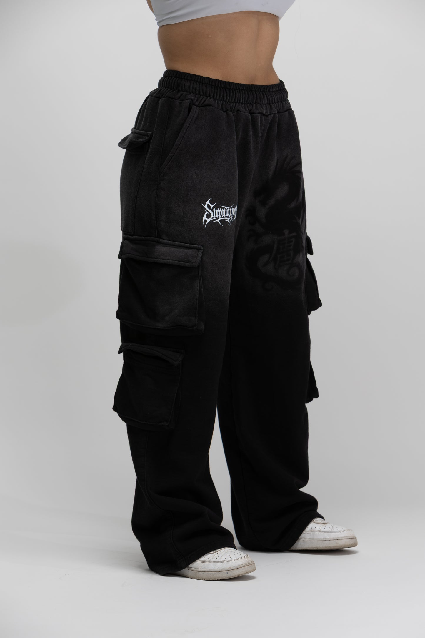 Dragon cargo pants
