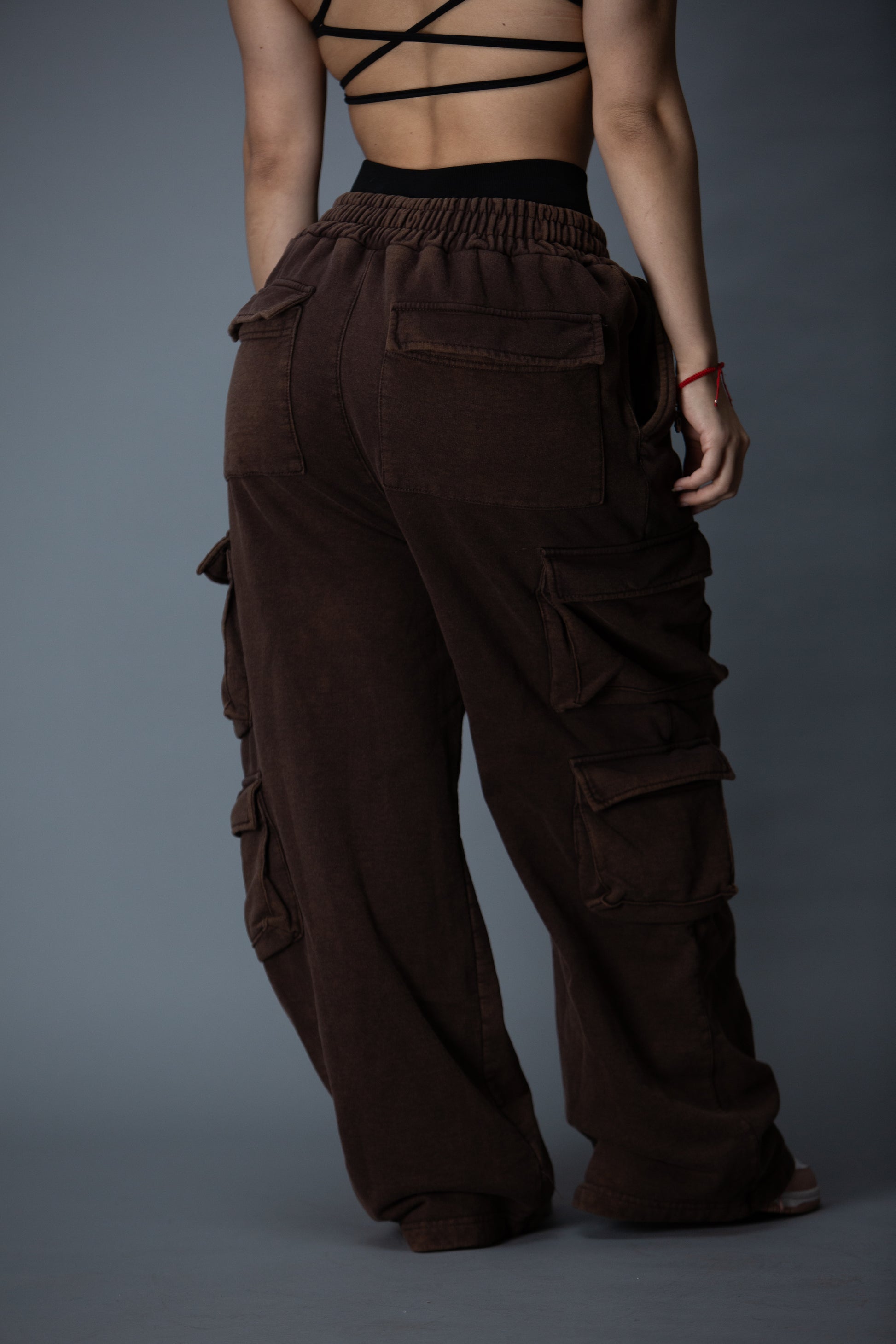 legion-cargo-pants_6_mujer.jpg
