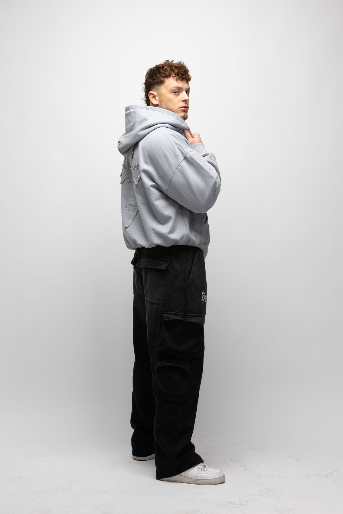 Cross hoodie grey