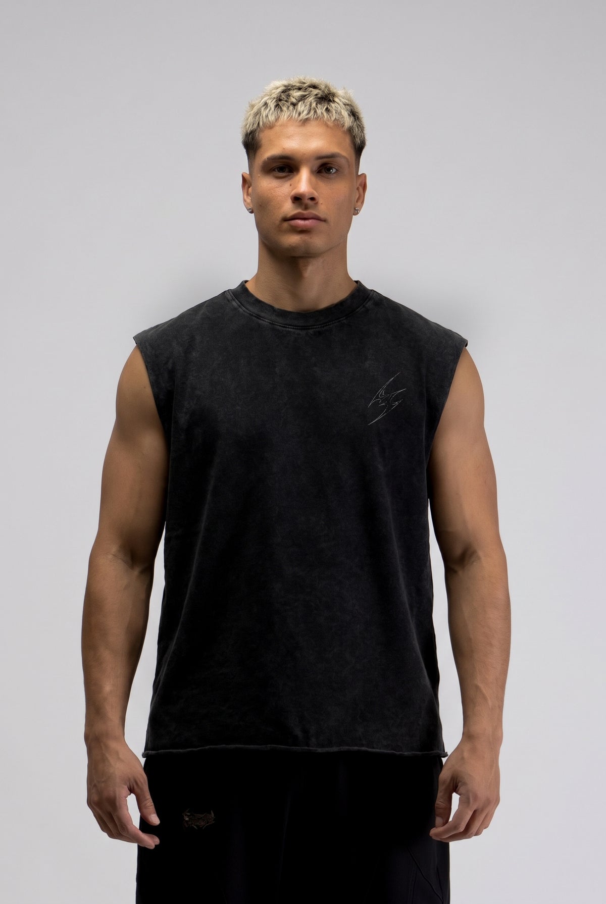 Icon tank